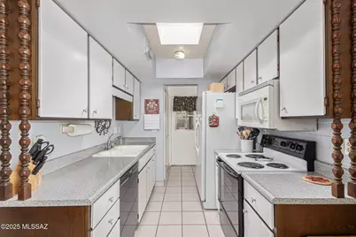 306 N Calle Del Diablo, Green Valley, AZ 85614 - Photo 14