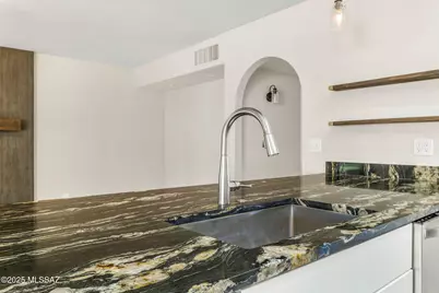 9460 E Catalina Highway, Tucson, AZ 85749 - Photo 20