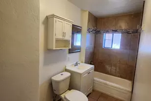 1327 W Delaware St, Tucson, AZ 85745 - Photo 14