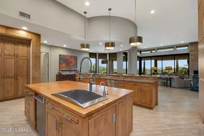 14531 N Rocky Highlands Drive, Oro Valley, AZ 85755 - Photo 8