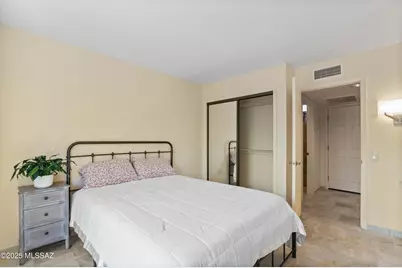 14006 N Green Tree Drive, Oro Valley, AZ 85755 - Photo 24