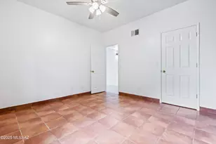 5750 N Camino Esplendora, Tucson, AZ 85718 - Photo 24