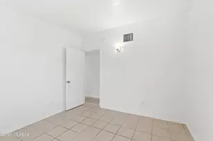 802 E Graybill Dr, Tucson, AZ 85719 - Photo 26