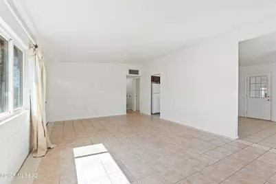 802 E Graybill Drive, Tucson, AZ 85719 - Photo 8