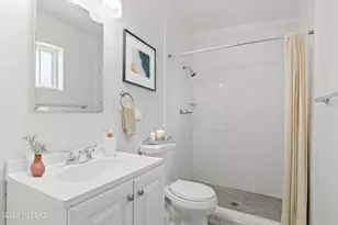 802 E Graybill Dr, Tucson, AZ 85719 - Photo 36