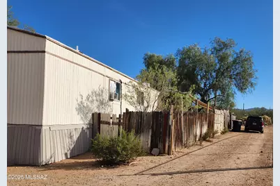 10455 W Mars Road, Tucson, AZ 85743 - Photo 1