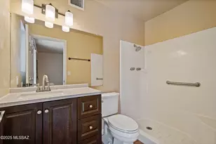 2002 E Pinon Dr, Tucson, AZ 85706 - Photo 30