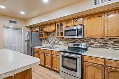 2002 E Pinon Drive, Tucson, AZ 85706 - Photo 1