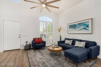 9130 N Safflower Lane, Tucson, AZ 85743 - Photo 8
