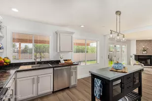 9130 N Safflower Ln, Tucson, AZ 85743 - Photo 12