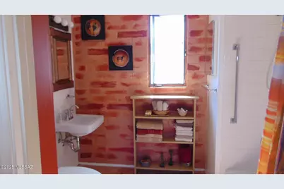 211 W Camino Manzana #B, Green Valley, AZ 85614 - Photo 12