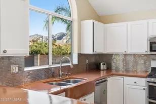 11366 N Silver Pheasant Loop, Tucson, AZ 85737 - Photo 16