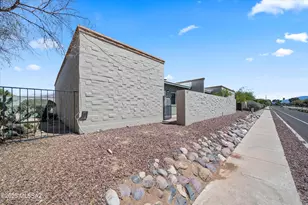 4136 E Megan Dr, Tucson, AZ 85712 - Photo 34