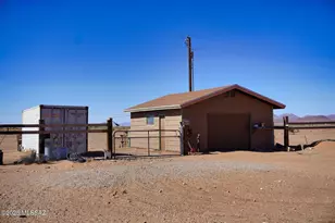 5215 E Sunizona Ave, Pearce, AZ 85625 - Photo 2