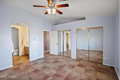 7620 W Running Bear Drive, Tucson, AZ 85743 - Photo 18