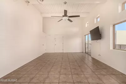 2525 N Alvernon Way #F8, Tucson, AZ 85712 - Photo 6