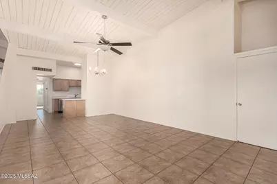 2525 N Alvernon Way #F8, Tucson, AZ 85712 - Photo 4