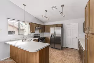 12690 N Bandanna Way, Oro Valley, AZ 85755 - Photo 10