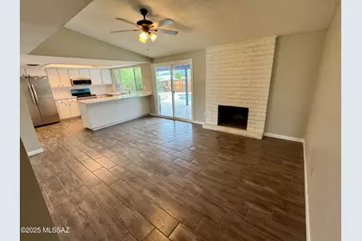 9301 E Speedway Boulevard, Tucson, AZ 85710 - Photo 10