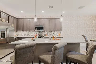 1110 N Broken Hills Drive, Green Valley, AZ 85614 - Photo 8