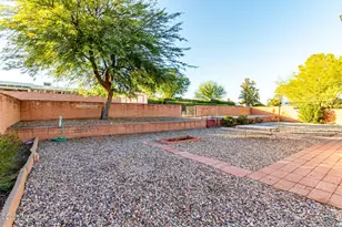 1520 S Abrego Dr, Green Valley, AZ 85614 - Photo 28