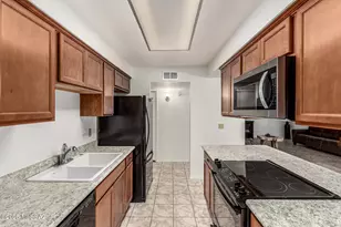 1520 S Abrego Dr, Green Valley, AZ 85614 - Photo 12