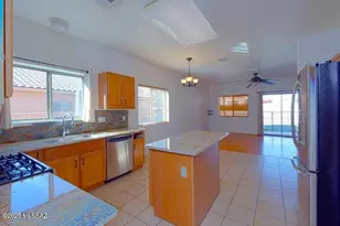 11576 W Stone Hearth St, Marana, AZ 85658 - Photo 14