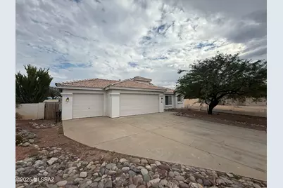 8305 N Solitude Way, Tucson, AZ 85743 - Photo 2
