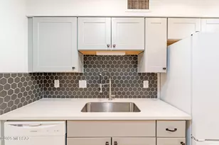 7227 E Camino Valle Verde, Tucson, AZ 85715 - Photo 14