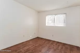1518 E Hedrick Dr, Tucson, AZ 85719 - Photo 10
