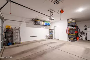 9785 E Copper Glance Trl, Tucson, AZ 85747 - Photo 24