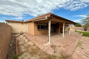 8645 E Bellevue Pl, Tucson, AZ 85715 - Photo 20