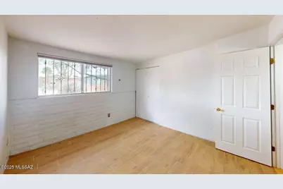8645 E Bellevue Place, Tucson, AZ 85715 - Photo 10
