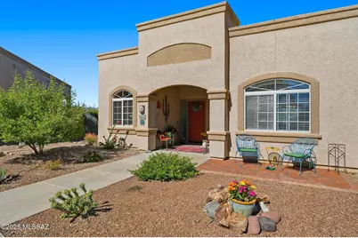 1888 W Demetrie Loop, Green Valley, AZ 85622 - Photo 2