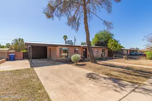5632 E Cooper St, Tucson, AZ 85711 - Photo 2