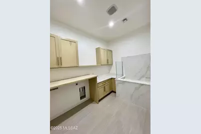 2537 N Lloyd Bush Drive, Tucson, AZ 85745 - Photo 24