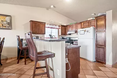 6050 S Springbrook Drive, Tucson, AZ 85746 - Photo 6