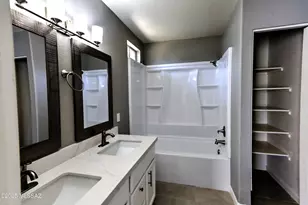 8966 E Fairway Groves Dr, Tucson, AZ 85730 - Photo 28