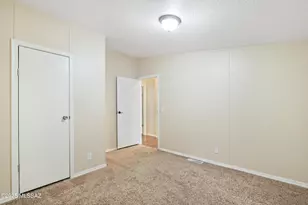 6205 E Rough Rock Dr, Tucson, AZ 85756 - Photo 18