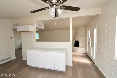 206 W Blacklidge Drive, Tucson, AZ 85705 - Photo 10