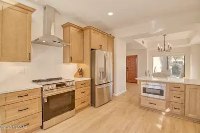 1148 Cam Diestro, Oro Valley, AZ 85704 - Photo 10