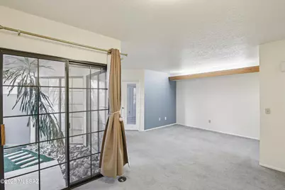 4285 N River Grove Circle #112, Tucson, AZ 85719 - Photo 10