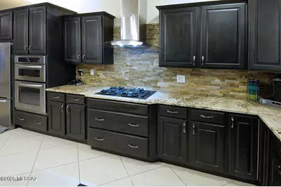 6241 N Panorama Drive, Tucson, AZ 85743 - Photo 10