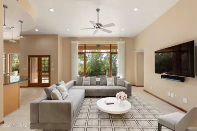 6882 E Desert Wind Court, Tucson, AZ 85750 - Photo 4