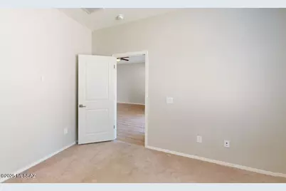 7075 Vuelta Aguarachay, Tucson, AZ 85756 - Photo 8