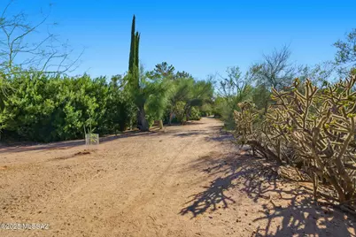 186 S Paseo Seco, Green Valley, AZ 85614 - Photo 28