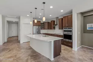 7068 W Cliff Spring Trail, Marana, AZ 85658 - Photo 12