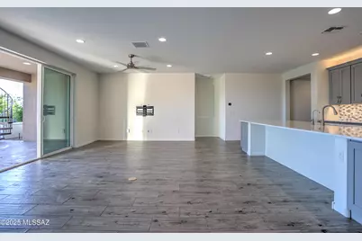 7771 W Buckeye Path, Marana, AZ 85658 - Photo 16