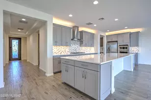 7771 W Buckeye Path, Marana, AZ 85658 - Photo 8