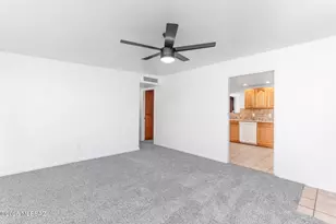 1033 W Lind St, Tucson, AZ 85705 - Photo 8